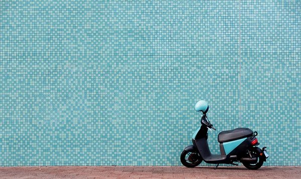 La conduite de scooter sans BSR est-elle autorisée à 18 ans ?